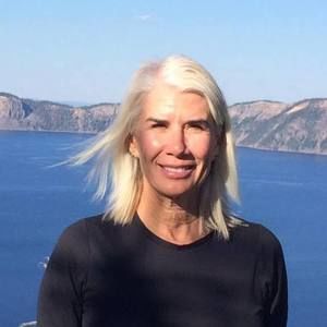 Meet your Posher, Pamela